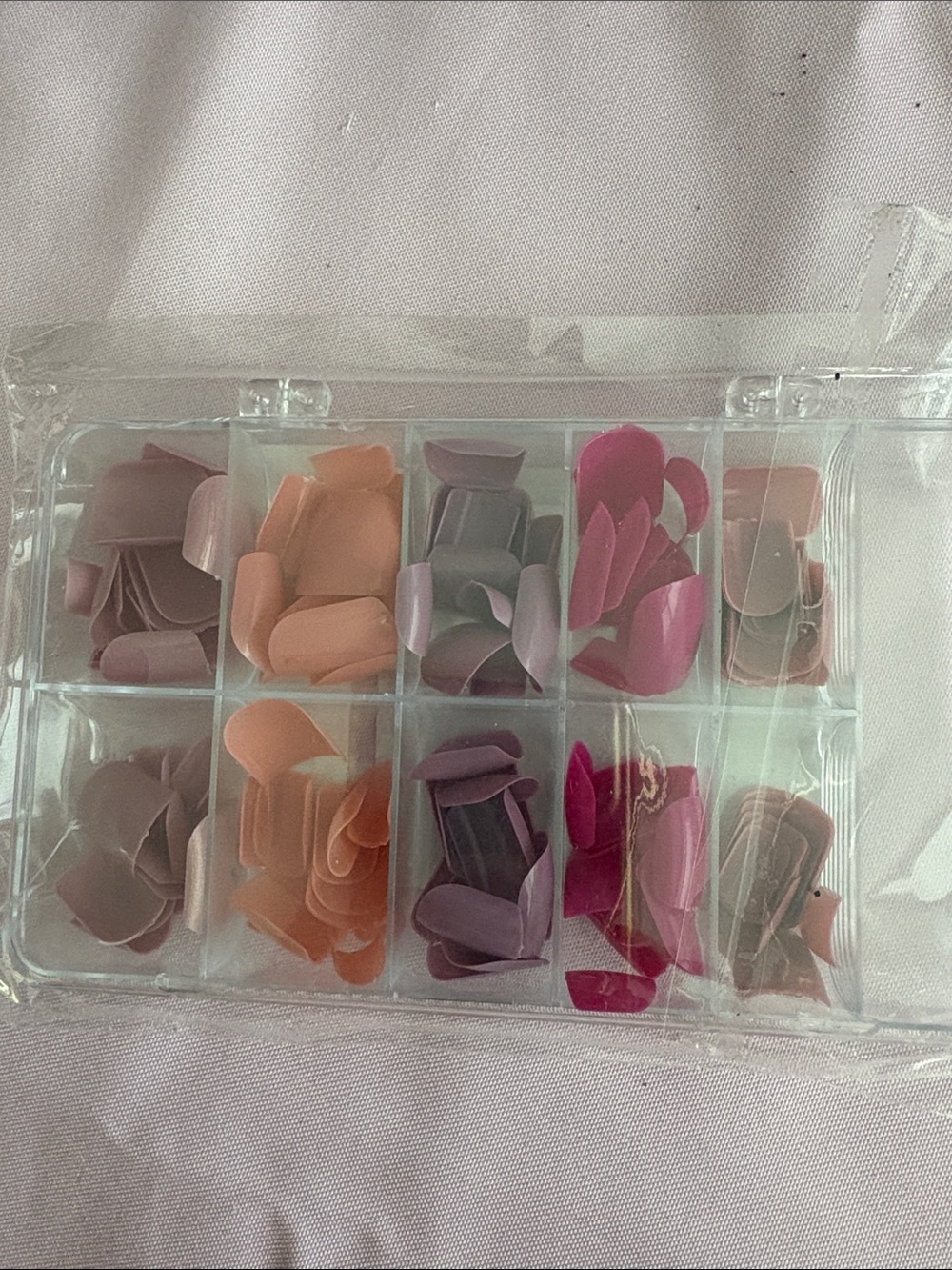 Multi-Color Glue On Nails with Storage Box